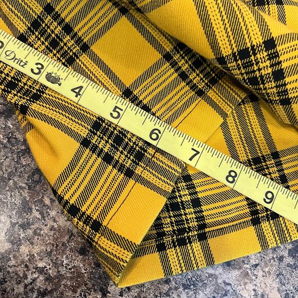 Hot Topic Yellow Black Plaid Cargo Suspender Bermuda Shorts Size Small - Picture 7 of 7